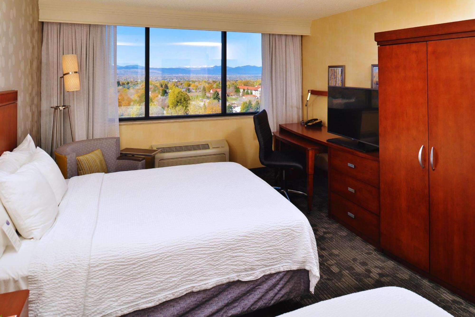 Courtyard By Marriott Denver Cherry Creek Exterior foto
