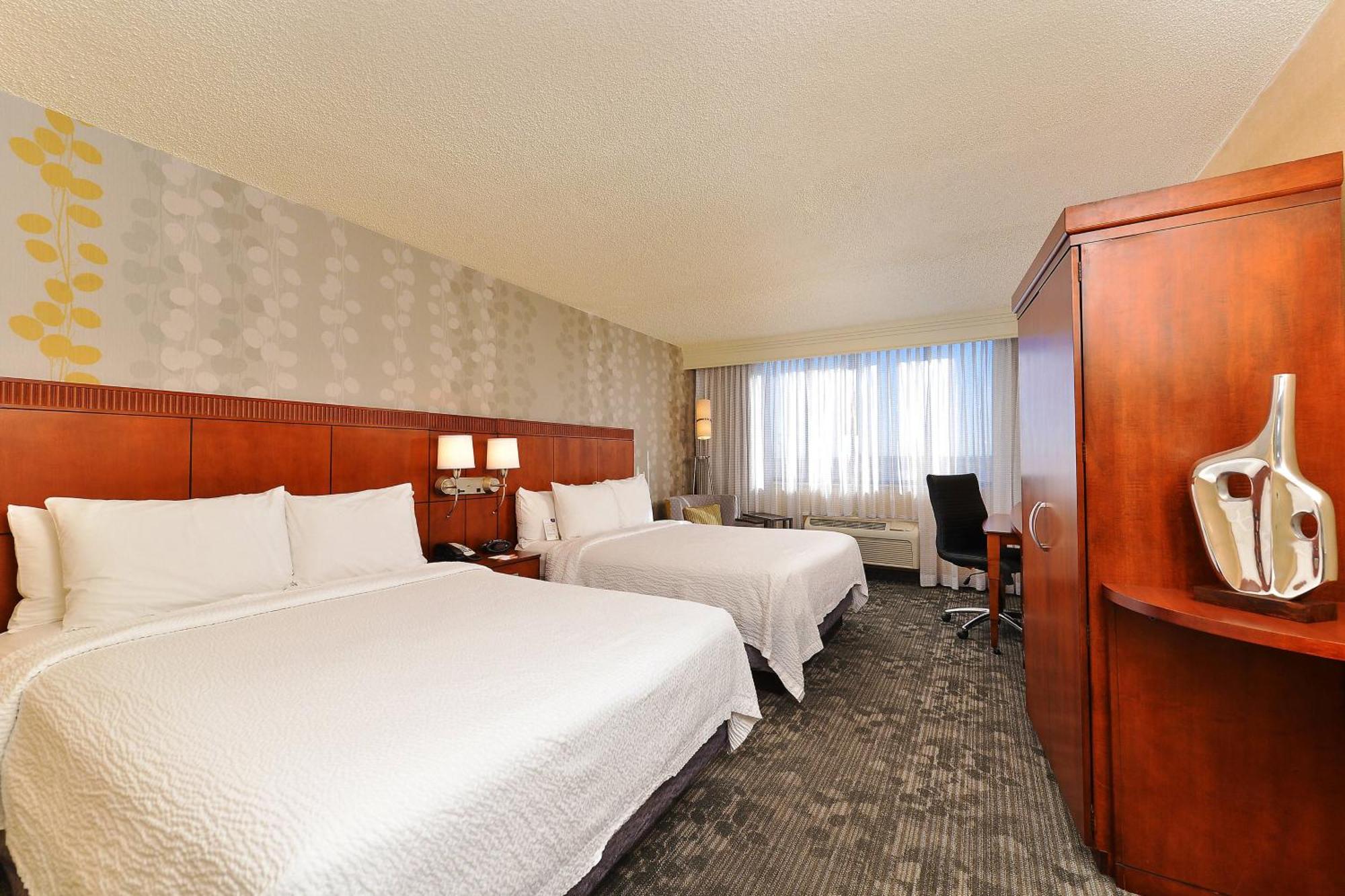 Courtyard By Marriott Denver Cherry Creek Exterior foto